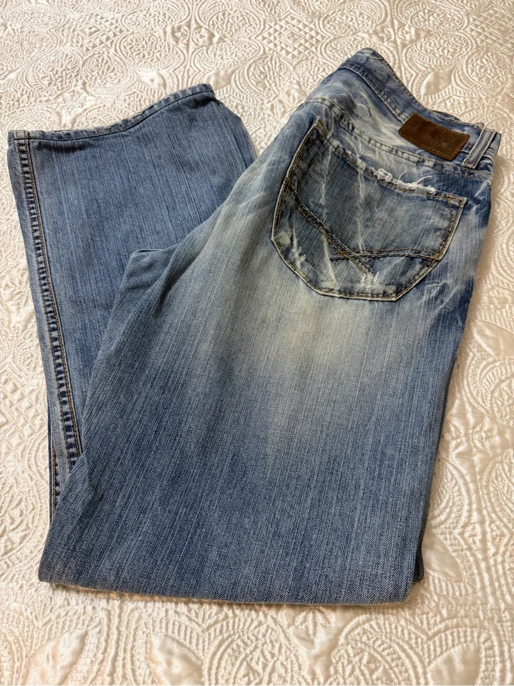 BKE Men's Blue Faded Bootcut Jeans